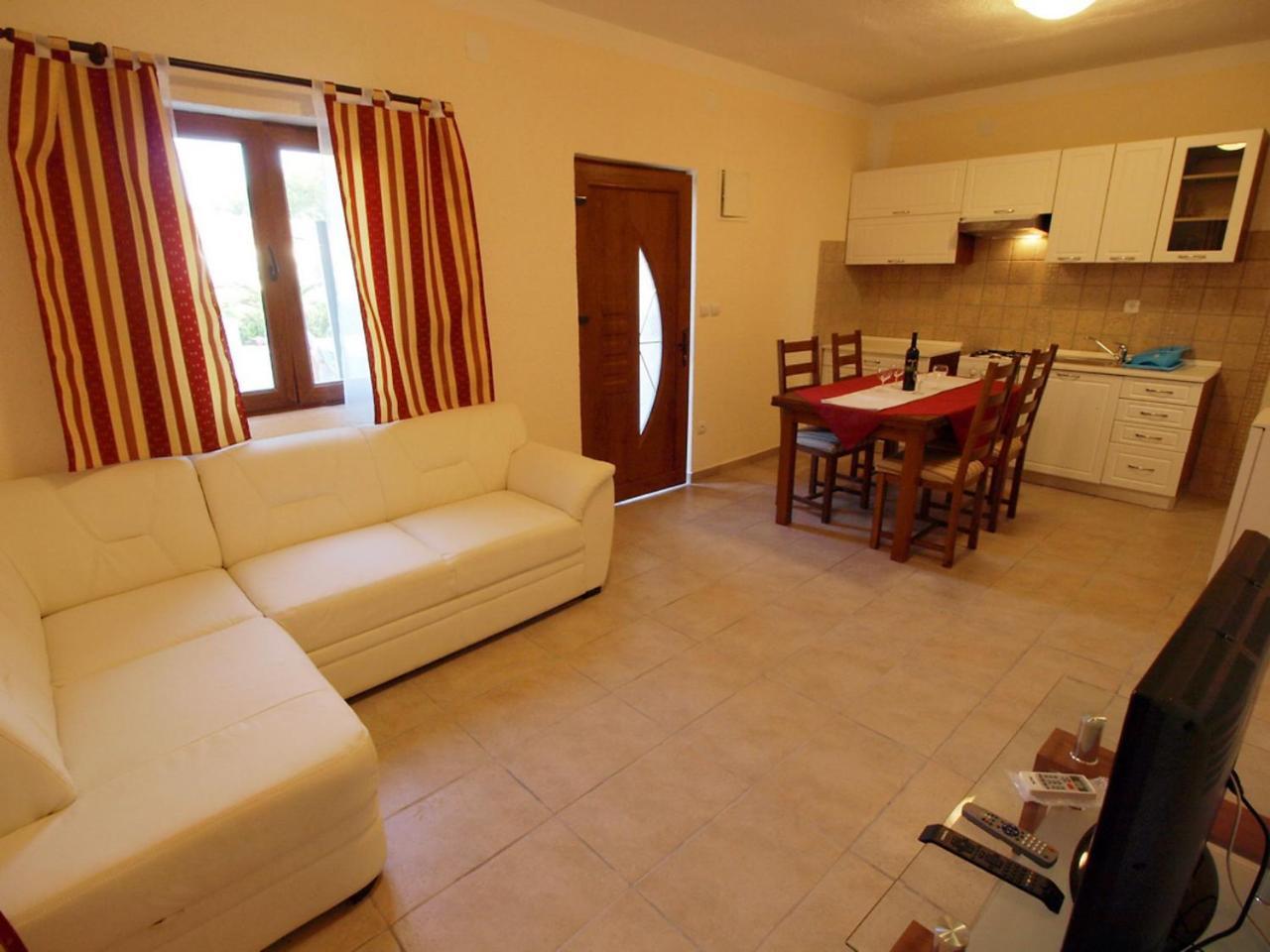 Silvija-2 By Interhome Vir